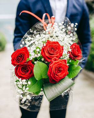 Father's Day Flowers in the UAE: Best Bouquets &amp; Gift Ideas for Dad