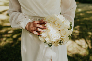 How to Choose a Bridal Bouquet in Dubai: Shapes, Flowers & Colors