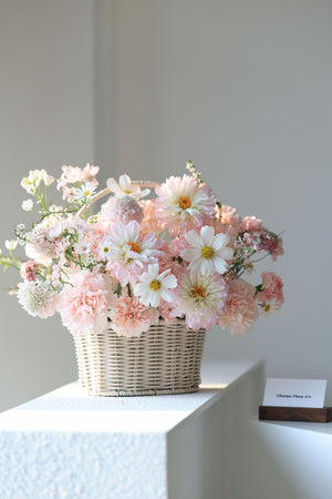 Flower Basket vs Flower Box: Which Is Better for Gifting?