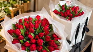 Flower Delivery to Palm Jumeirah & Bluewaters: Navigating Luxury Access